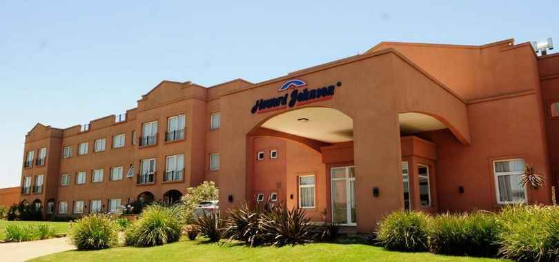 Howard Johnson Funes