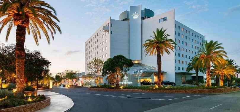 Crown Promenade Perth Hotel