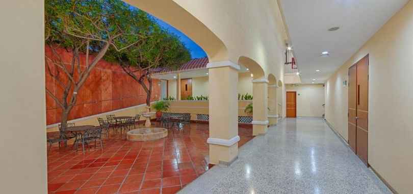 Hotel Arizona Suites