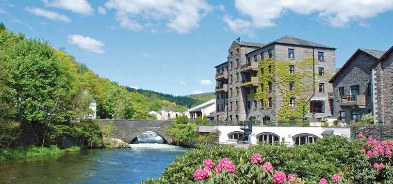 Whitewater Hotel & Leisure Club