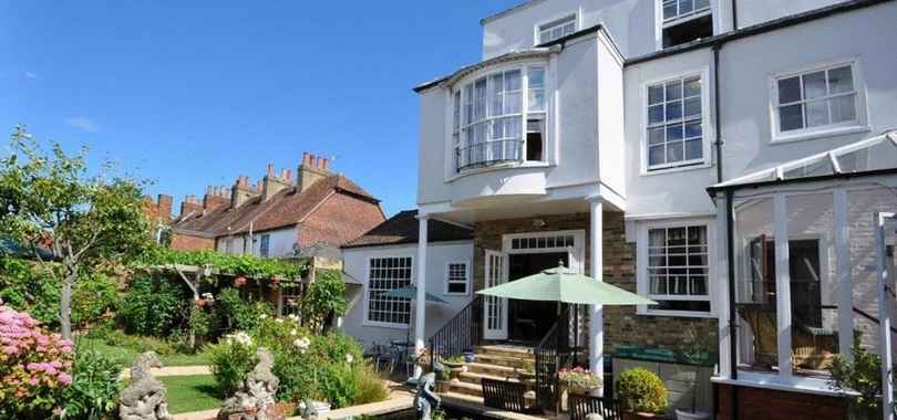 The Canterbury Hotel