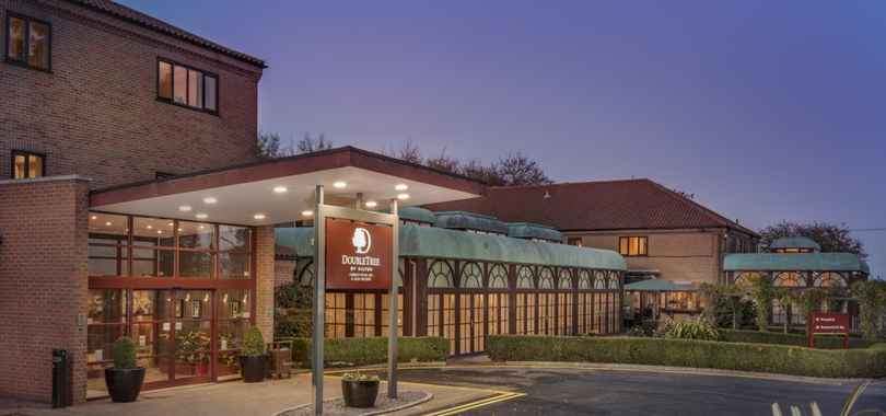 DoubleTree by Hilton Forest Pines Spa & Golf Resort