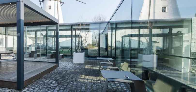 D-Hotel — Adults Only