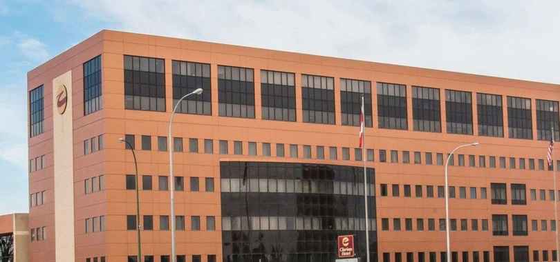 Clarion Hotel & Suites