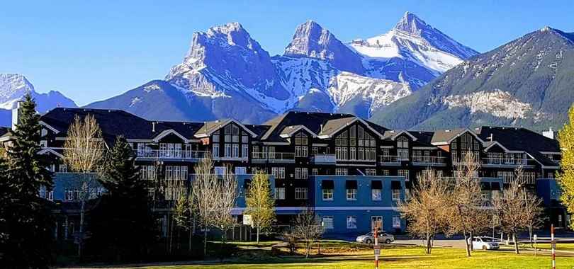 Sunset Mountain Inn and Spa