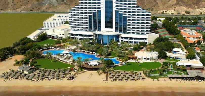 Le Meridien Al Aqah Beach Resort