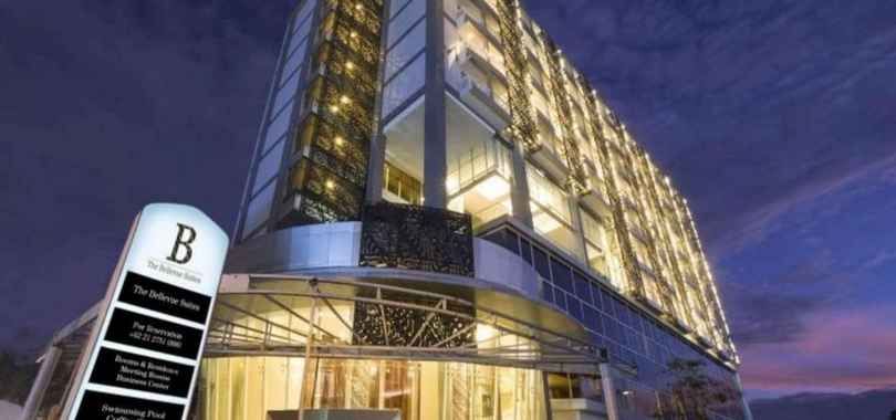 ASTON Bellevue Radio Dalam