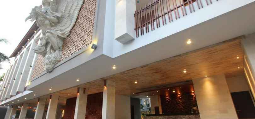 Grand La Walon Hotel