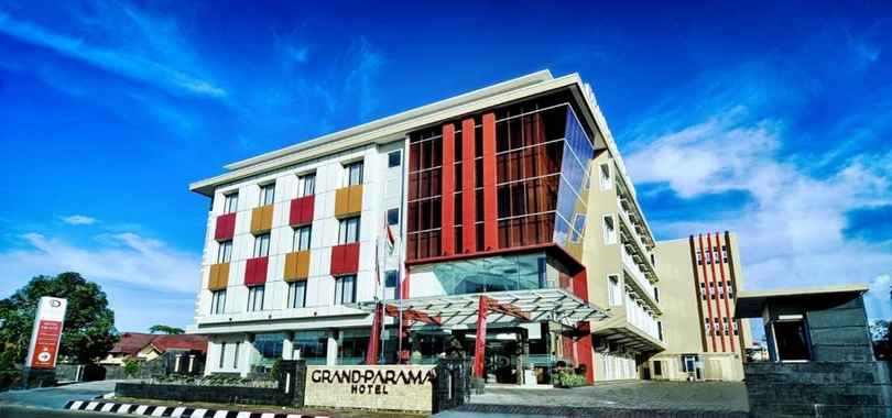 Grand Parama Hotel