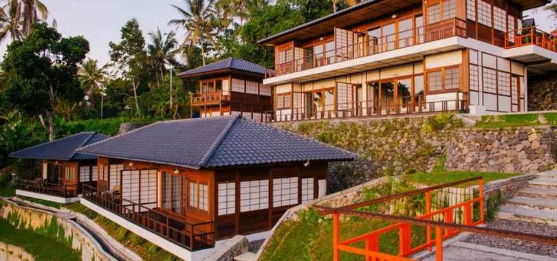 Suarapura Resort & Spa