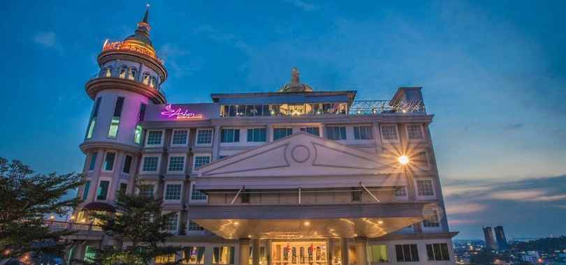 King's Hotel Nagoya Batam