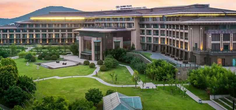 Crowne Plaza Xuzhou Dalong Lake, an IHG Hotel
