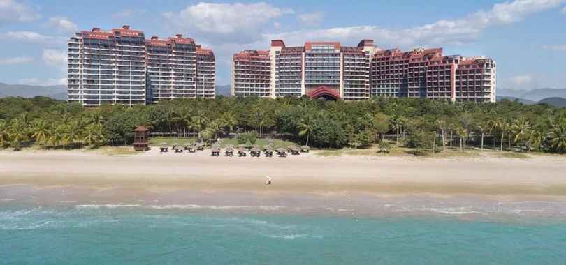 Pullman Oceanview Sanya Bay Resort & Spa