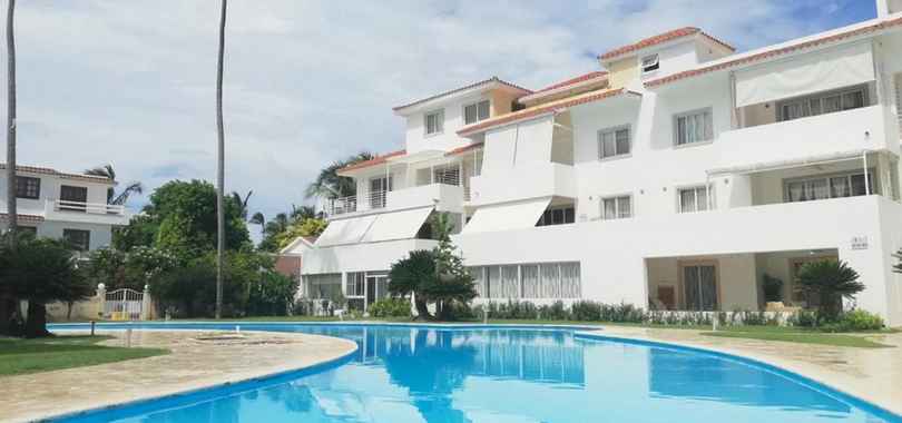 Los Corales Beach Villas