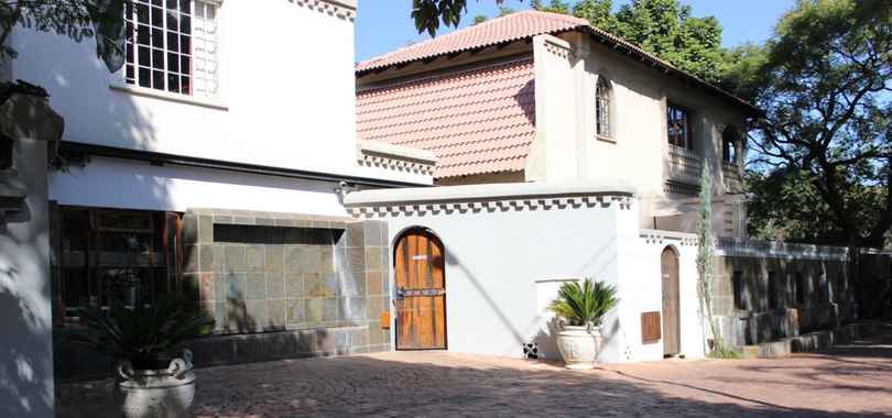 Village Ridge Boutique Hotel