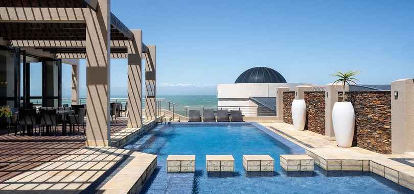 Premier Hotel East London ICC, фото 24