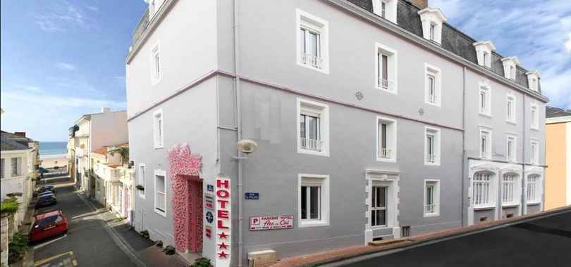 Logis Hotel Arc en Ciel et SPA