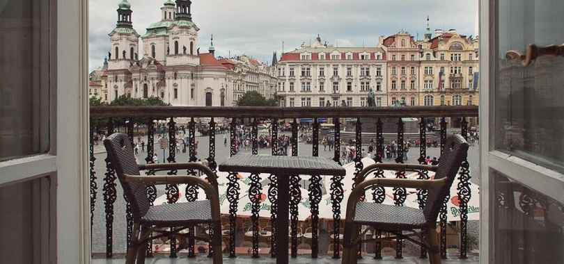 Old Town Square Residence by Emblem, фото 9