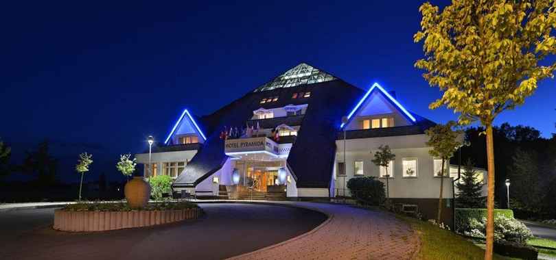 Lazensky Hotel Pyramida