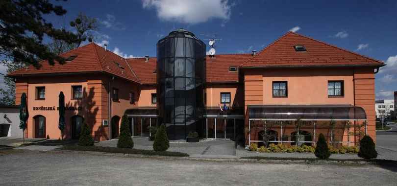 Zámecký hotel Zlatý Orel