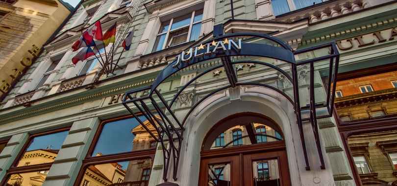 Hotel Julian