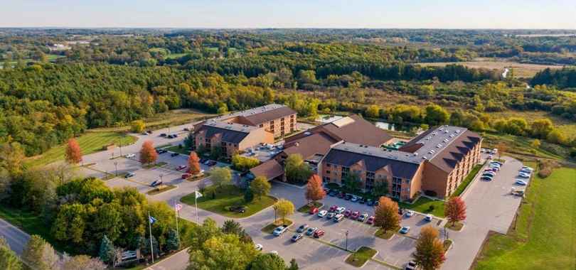 Timber Ridge Lodge and Waterpark