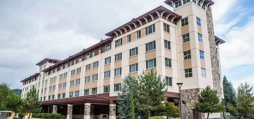 Seven Feathers Casino Resort