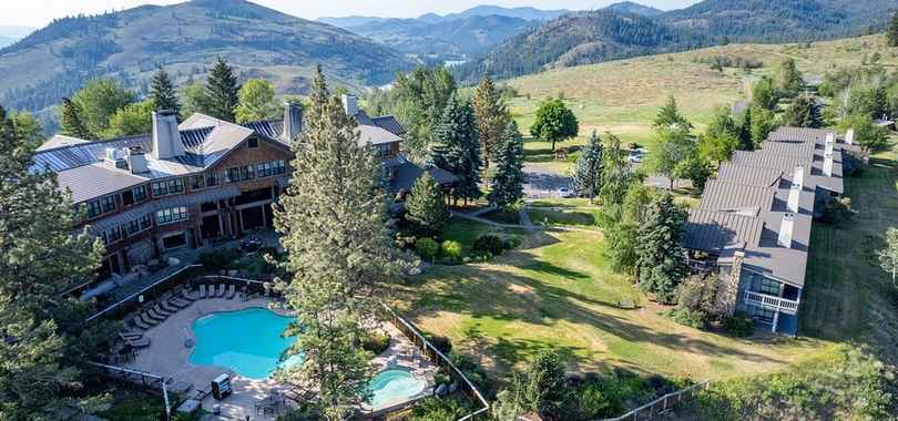 Sun Mountain Lodge