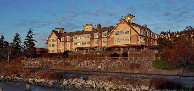 Chrysalis Inn & Spa Bellingham, Curio Collection by Hilton