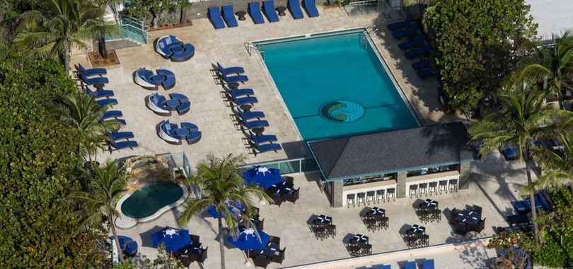 Jupiter Beach Resort & Spa