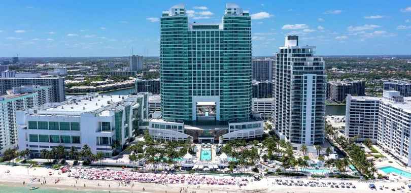 Diplomat Beach Resort Hollywood, Curio Collection by Hilton