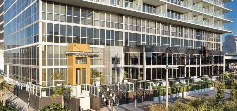 The Gabriel Miami Downtown, Curio Collection by Hilton