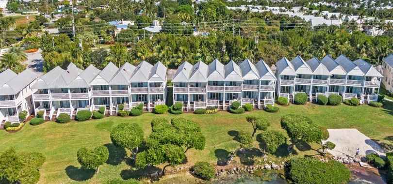 Village at Hawks Cay Villas by KeysCaribbean