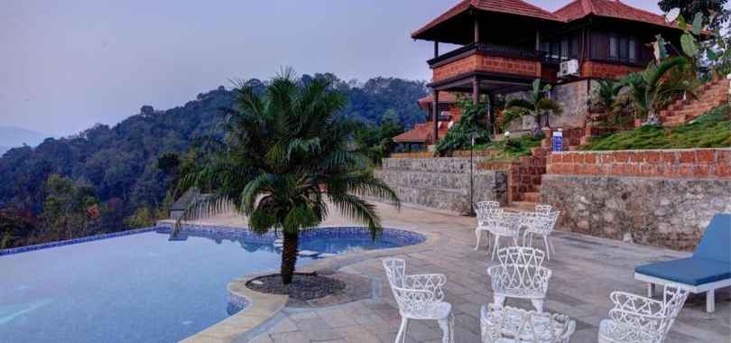 Contour Island Resort & Spa