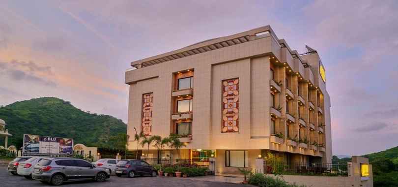 Blu Feather Hotel & Spa