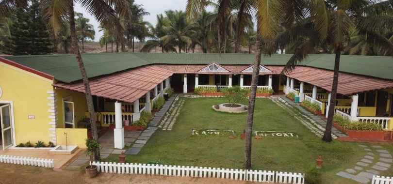 C'Roque Beach Resort