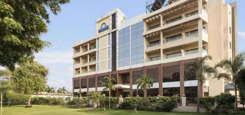 Days Hotel by Wyndham Neemrana Jaipur Highway