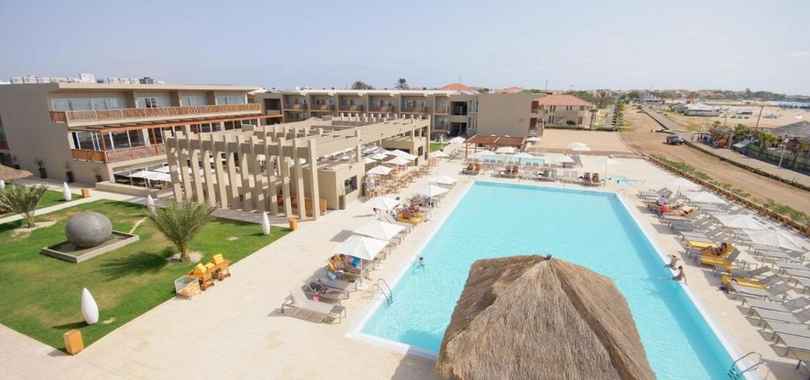 Hotel Oasis Salinas Sea