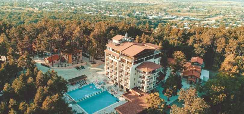 Zuzumbo Resort & Spa