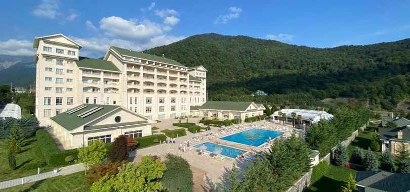 Qafqaz Riverside Hotel