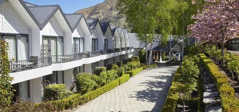 Nugget Point Queenstown Hotel