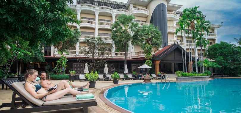 Отель THE PRIVILEGE FLOOR by Borei Angkor