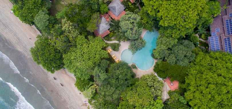 Capitán Suizo Beachfront Boutique Hotel