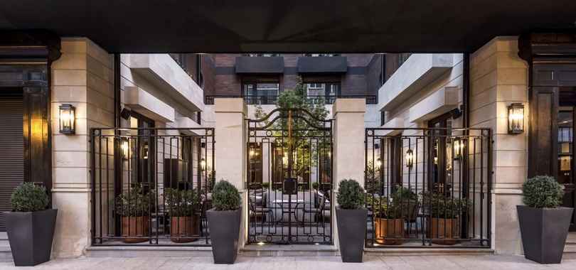 The Singular Santiago