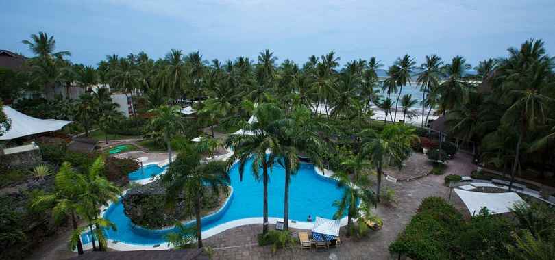 Отель Diani Reef Beach Resort & Spa