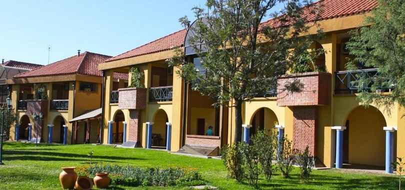 Los Parrales Resort Hotel