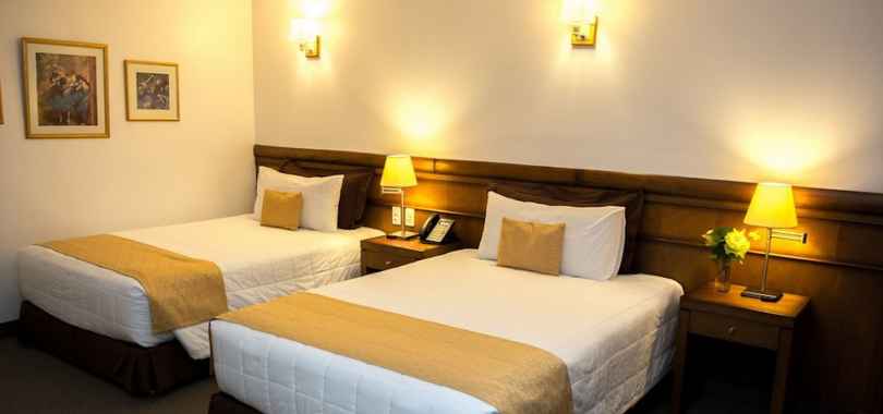 De la Trinidad Hotel