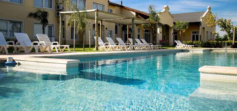 Howard Johnson by Wyndham Trenque Lauquen