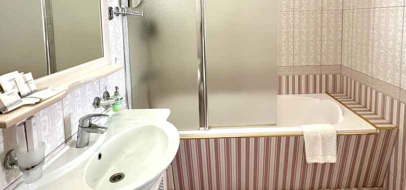 Отель «Империал 2011»