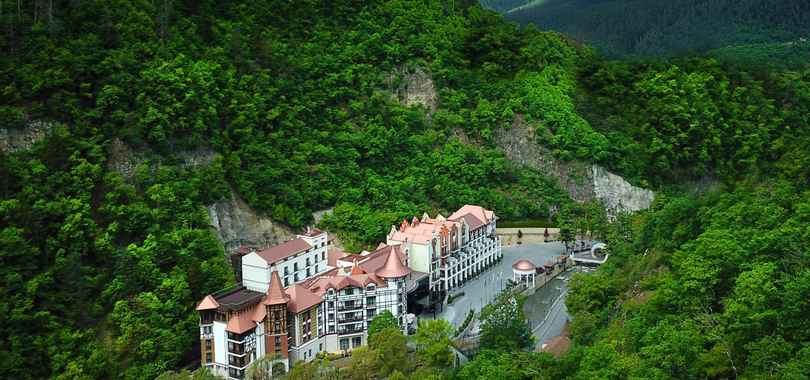 Отель Crowne Plaza Borjomi